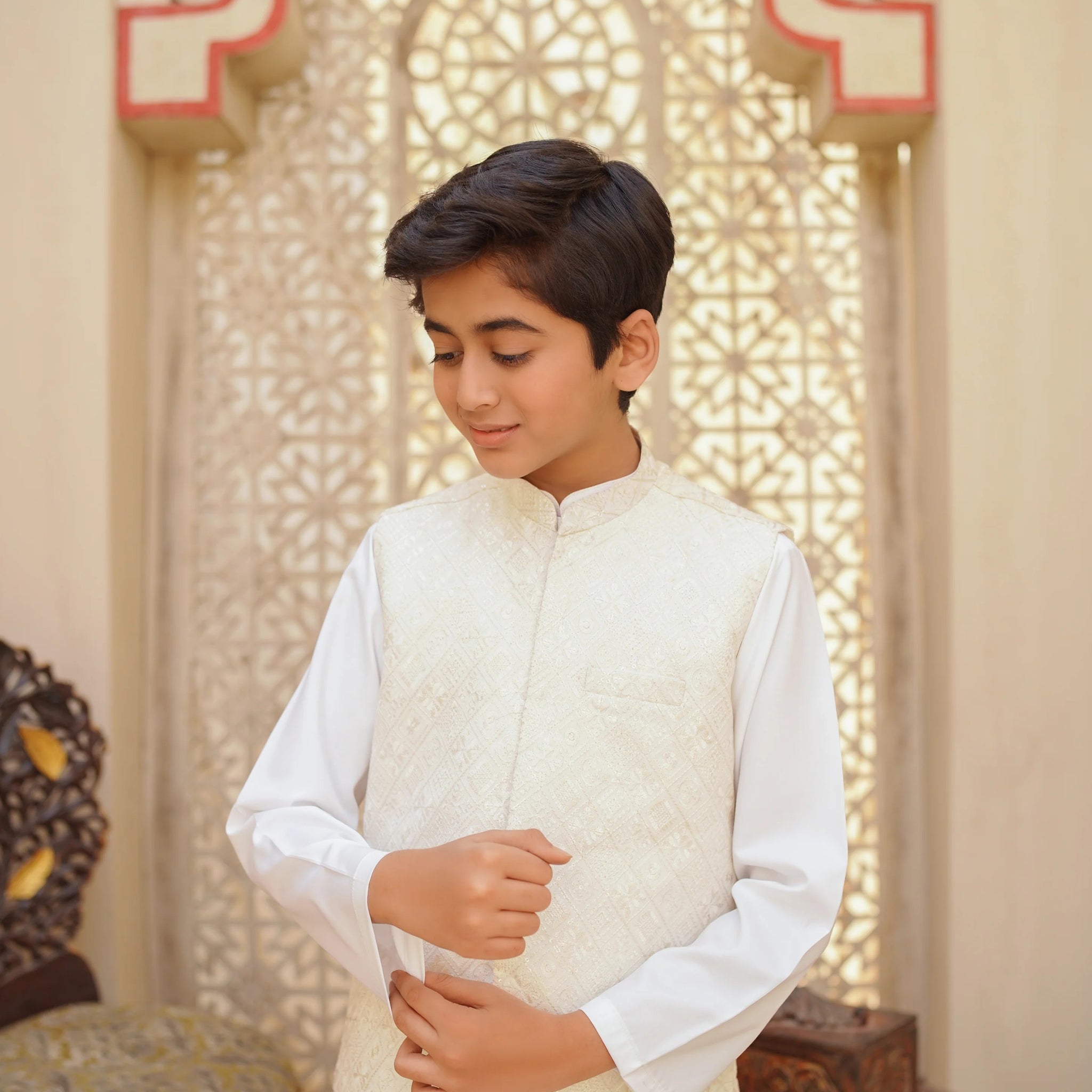 Off White Waistcoat set